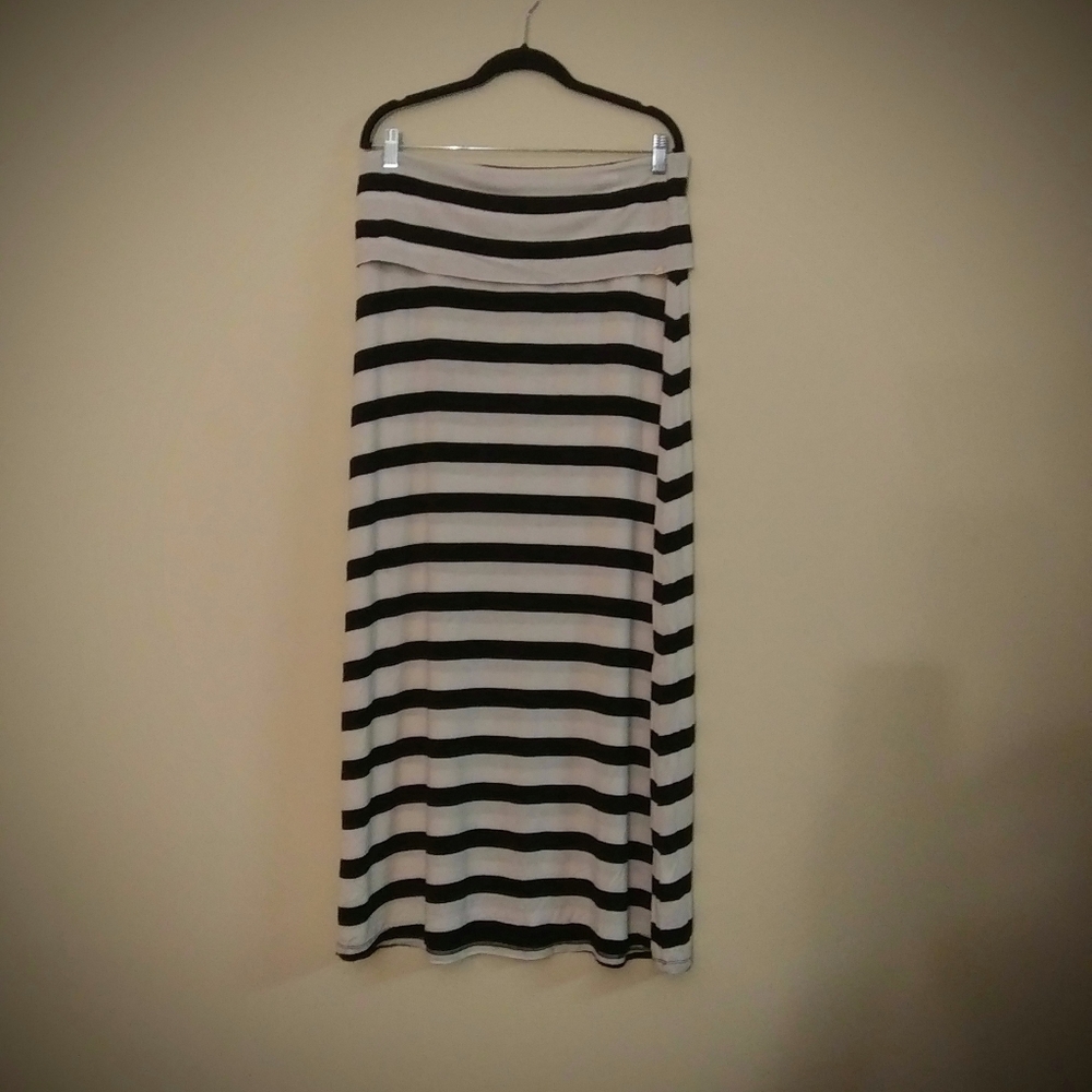 CALVIN KLEIN STRAPLESS DRESS / MAXI SKIRT (sz: L)